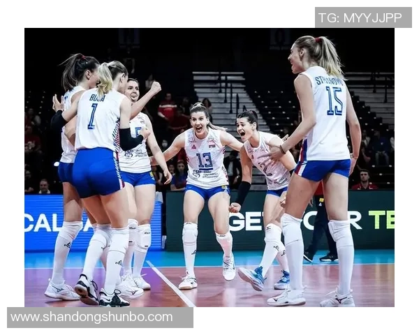 上海羽毛球队在世锦赛积分榜上以63分稳居第一位置展现强劲实力 上海羽毛球队在世锦赛积分榜上以63分稳居第一位置展现强劲实力